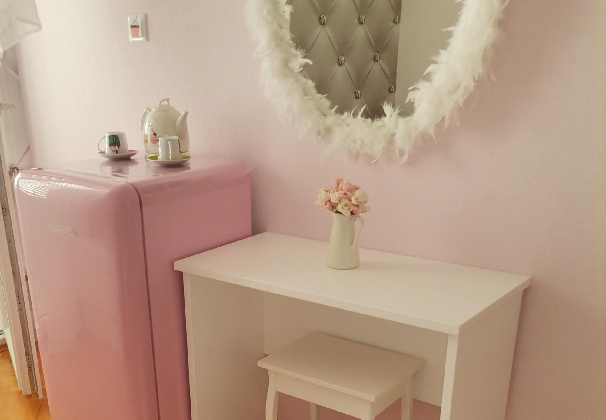 ホテル Nina Baška Voda 部屋 写真